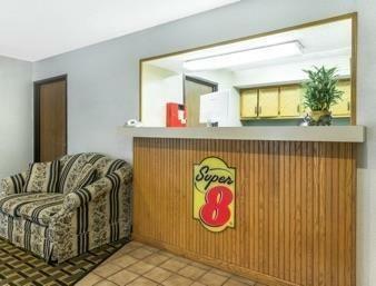 特温斯堡速8酒店 外观 照片